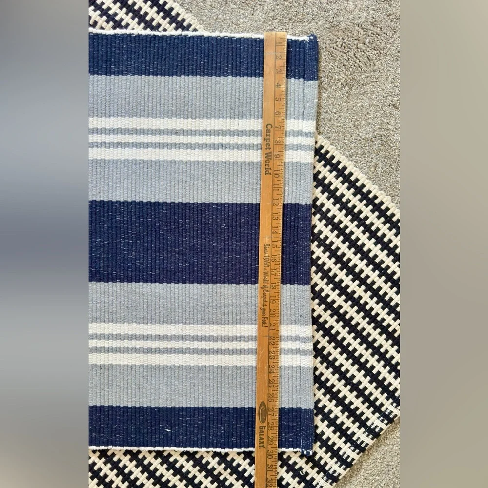 LR HOME 4 Ft. Coastal Cottage Striped Woven Accent Area Rug Navy Blue Grey White